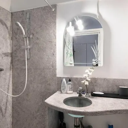 Two Beautiful Studios - Bastille- 4 Pers Paris Exterior photo